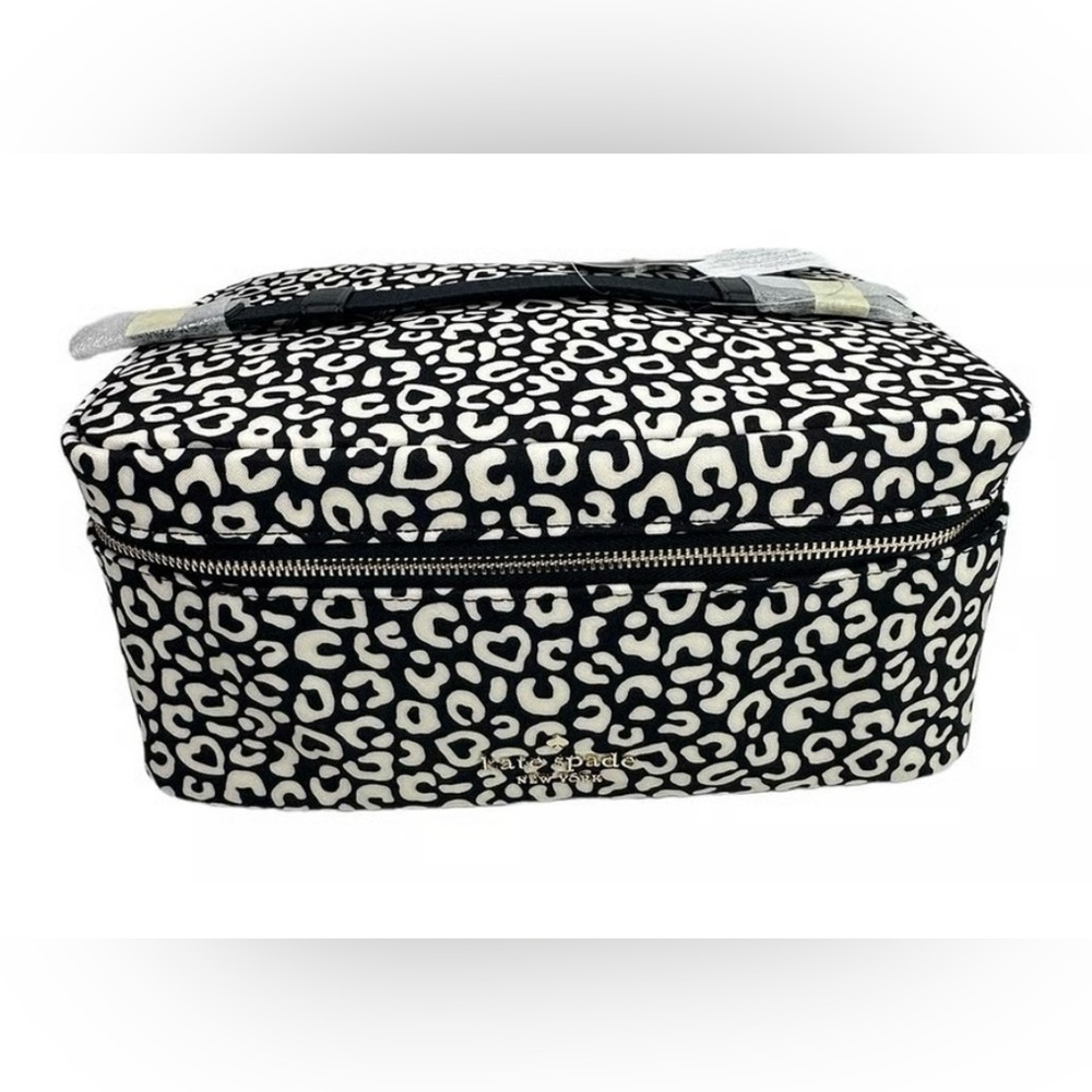 Kate Spade Chelsea Leopard Heart Cosmetic makeup case Retail  $160 - Picture 2 of 4